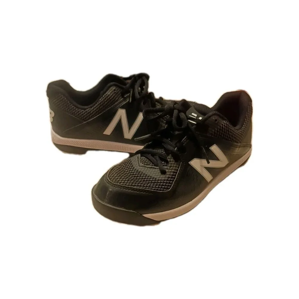 New Balance J4040Bk4 Boys Size 3 Cleats White Black NB